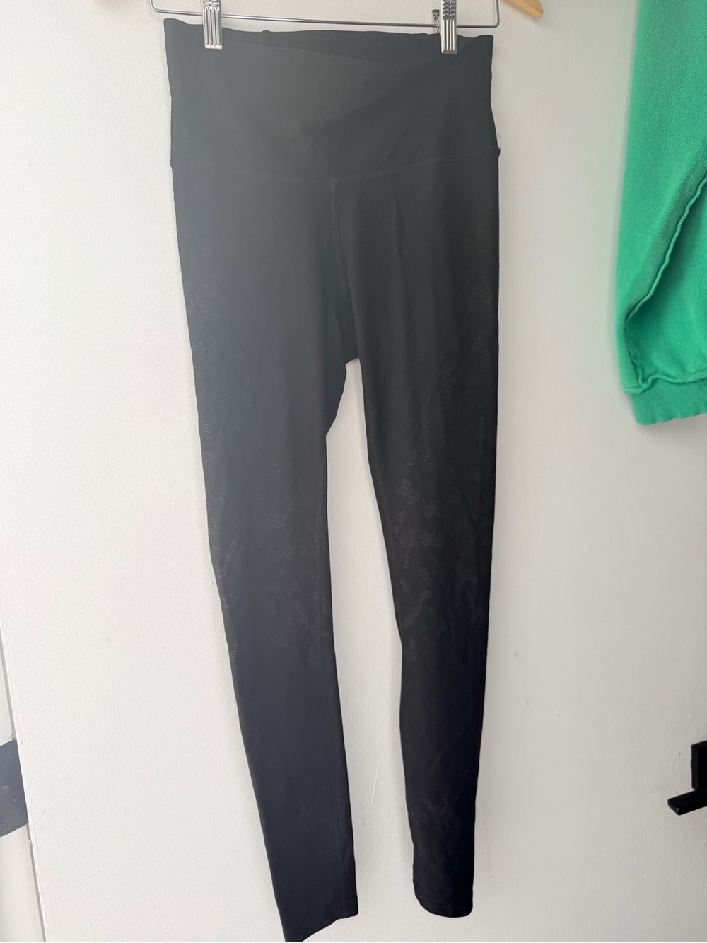 lululemon athletica Black Wunder Train Active Leggings with pattern
